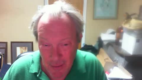 Snapshot of dirkpitt223 chatting on December 23, 6:00 am DirtkPitt Fun guy working online show from December 23, 6:00 am