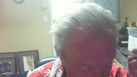 Snapshot of dirkpitt223 chatting on July 20, 2:19 pm DirtkPitt Fun guy working online show from July 20, 2:19 pm