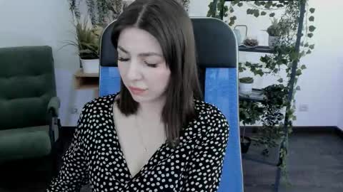 Di online show from March 12, 7:36 am