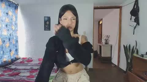 Snapshot of dirty__12 chatting on October 15, 8:53 pm dirty__12 online show from October 15, 8:53 pm
