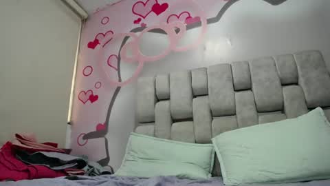 Snapshot of dirty_duo_sex chatting on July 9, 3:16 pm dirty_duo_sex online show from July 9, 3:16 pm