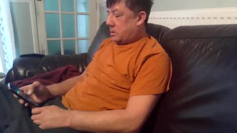 Snapshot of dirty_git1 chatting on January 1, 10:00 am dirty_git1 online show from January 1, 10:00 am