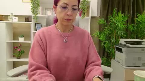 dirty_mature online show from November 29, 7:00 am