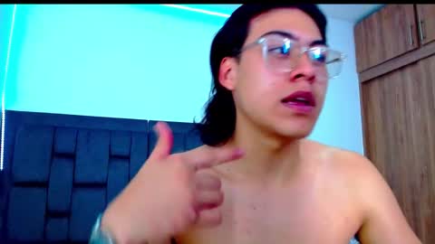 dirty model online show from September 27, 11:43 pm