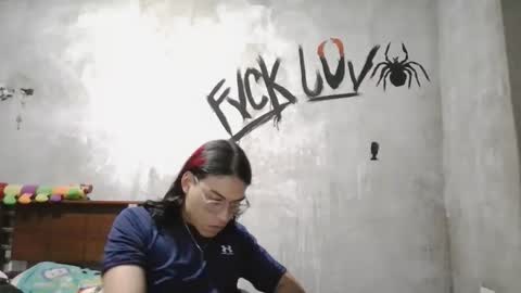 dirty model online show from March 31, 5:19 am