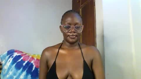 ELLE online show from January 7, 5:37 pm