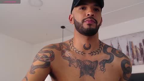 Snapshot of dirtybhot chatting on December 4, 2:20 am I just want to be happy online show from December 4, 2:20 am