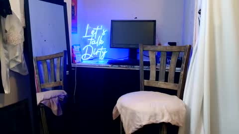 Snapshot of dirtydaisy1998 chatting on September 24, 1:58 pm Daisy Wylde online show from September 24, 1:58 pm