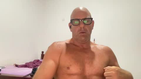 Snapshot of dirtydanlondon chatting on February 25, 12:09 am Dirtydanlondon online show from February 25, 12:09 am