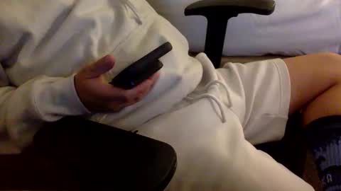 Snapshot of dirtydannyg chatting on October 19, 4:02 am DirtyDanny online show from October 19, 4:02 am