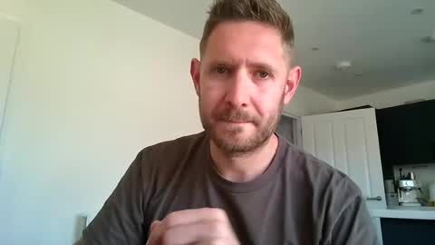 Exhibitionist Ben online show from July 6, 10:01 am