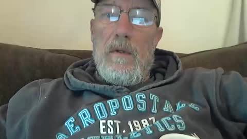 Snapshot of dirtynastyoldman chatting on March 2, 2:10 pm dirtynastyoldman online show from March 2, 2:10 pm