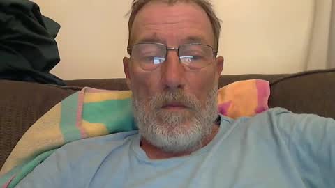 Snapshot of dirtynastyoldman chatting on September 16, 2:23 am dirtynastyoldman online show from September 16, 2:23 am