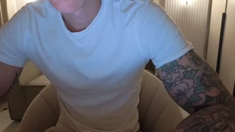 Snapshot of dirtyprettyboi chatting on June 19, 10:24 pm buy tokens with link online show from June 19, 10:24 pm