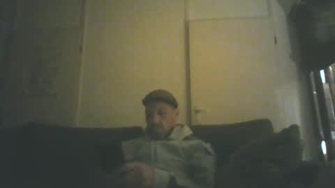 Snapshot of dirtyroccoxxx chatting on April 21, 7:50 pm DIRTYROCCOJENNY online show from April 21, 7:50 pm