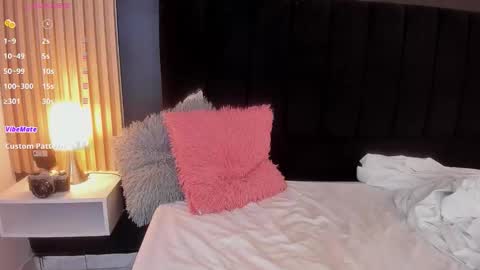 Soffie - Valentina - Yuya  Astro online show from March 18, 11:08 pm