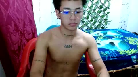 dirtyslimlatin online show from December 23, 1:36 am