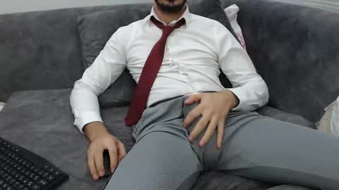 dirtyybooyy77 online show from November 17, 10:48 pm