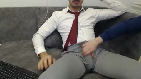 Snapshot of dirtyybooyy77 chatting on February 13, 7:21 pm dirtyybooyy77 online show from February 13, 7:21 pm