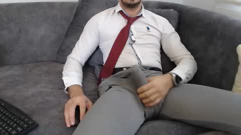 Snapshot of dirtyybooyy77 chatting on February 27, 11:43 am dirtyybooyy77 online show from February 27, 11:43 am