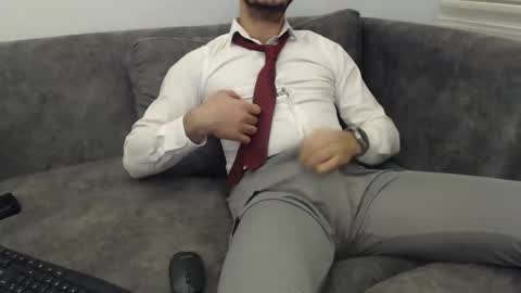 Snapshot of dirtyybooyy77 chatting on March 22, 10:46 pm dirtyybooyy77 online show from March 22, 10:46 pm