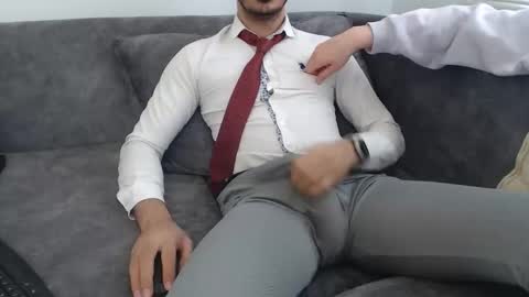 Snapshot of dirtyybooyy77 chatting on April 11, 10:41 am dirtyybooyy77 online show from April 11, 10:41 am