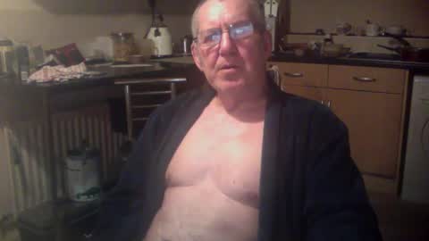 Snapshot of discovery63 chatting on January 14, 7:21 pm discovery63 online show from January 14, 7:21 pm