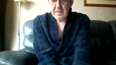 Snapshot of discovery63 chatting on January 26, 11:17 am discovery63 online show from January 26, 11:17 am