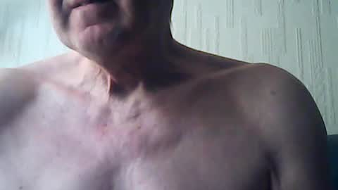 Snapshot of discovery63 chatting on June 20, 1:14 pm discovery63 online show from June 20, 1:14 pm