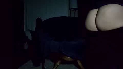 Discreetdwarf88 online show from March 24, 1:21 am