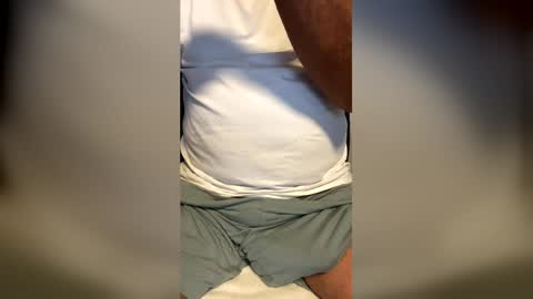discretmature online show from June 26, 11:58 am
