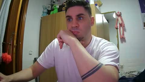 diselobienclaro online show from December 17, 9:21 pm