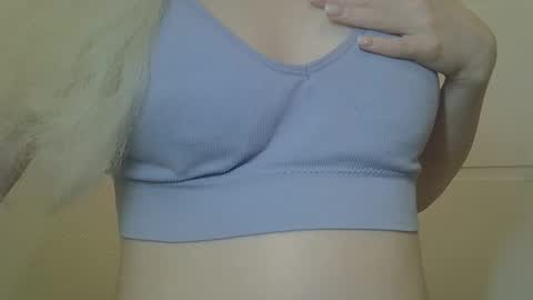 DitaMilton online show from April 24, 8:33 pm