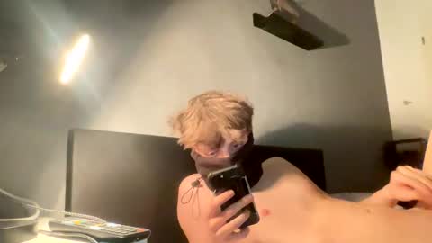 ditwink19 online show from March 1, 8:00 pm