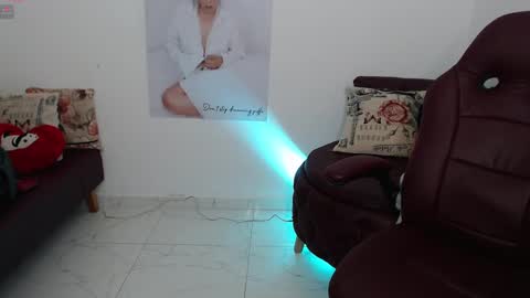 Diva online show from March 4, 12:07 am