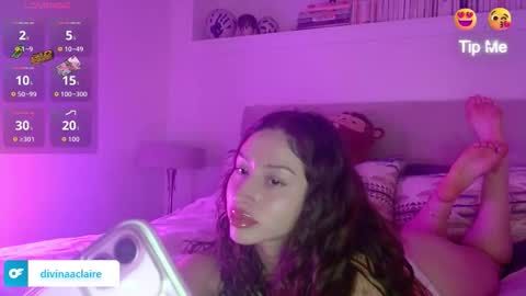 Divina Claire    online show from December 5, 3:59 am