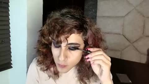 Snapshot of divine____ chatting on June 13, 8:18 pm DIVINE online show from June 13, 8:18 pm
