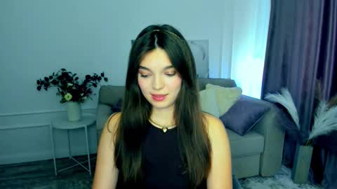 Hannah online show from September 28, 4:40 am