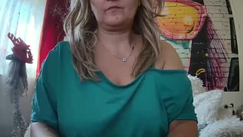 Alexxa online show from December 12, 9:08 am