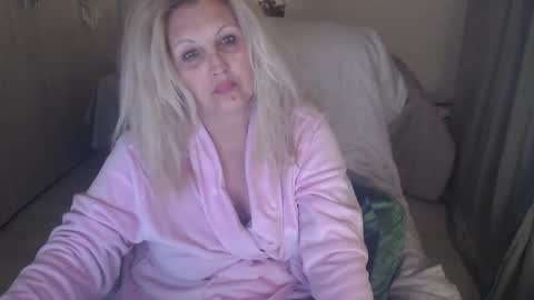 Alexxa online show from April 12, 8:03 pm