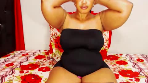 Snapshot of divinebooty93 chatting on September 30, 8:08 am divinebooty93 online show from September 30, 8:08 am