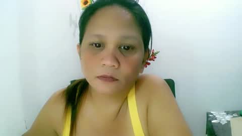 Snapshot of divinegrace10 chatting on December 3, 1:10 pm     Divine Grace Close To Your Hear online show from December 3, 1:10 pm