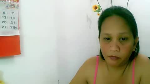 Snapshot of divinegrace10 chatting on December 4, 3:10 pm     Divine Grace Close To Your Hear online show from December 4, 3:10 pm