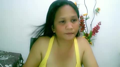 Snapshot of divinegrace10 chatting on January 8, 3:19 am     Divine Grace Close To Your Hear online show from January 8, 3:19 am