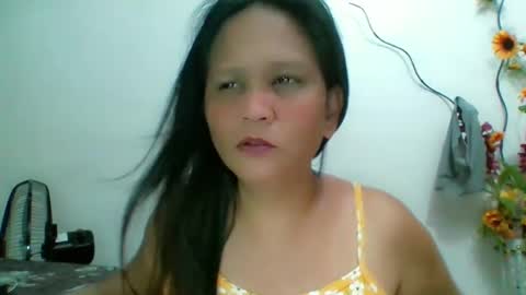 Snapshot of divinegrace10 chatting on January 19, 1:32 am     Divine Grace Close To Your Hear online show from January 19, 1:32 am