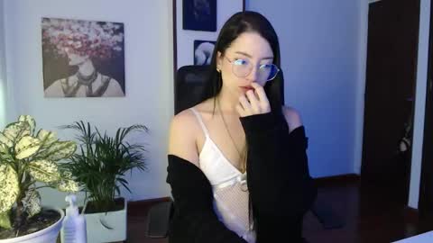 Hera online show from November 4, 10:47 am