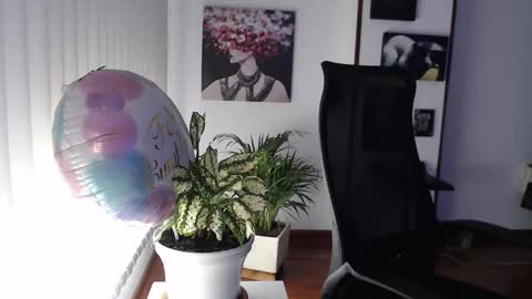 Hera online show from December 22, 12:02 pm