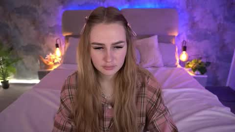 DivineJasss online show from December 4, 9:12 pm