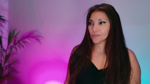 DivineLynn online show from July 26, 4:58 pm