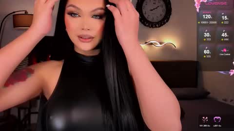    online show from November 17, 12:44 pm